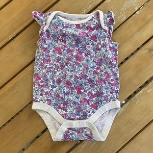 Gap floral onesie 3-6mo